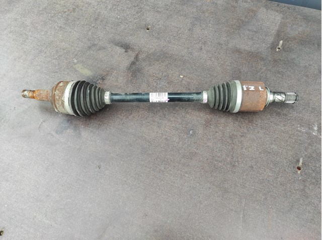 Купити 391014031R Renault (RVI) Ліва піввісь