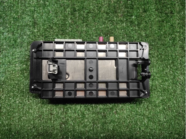  LJ6T14G229AL Ford