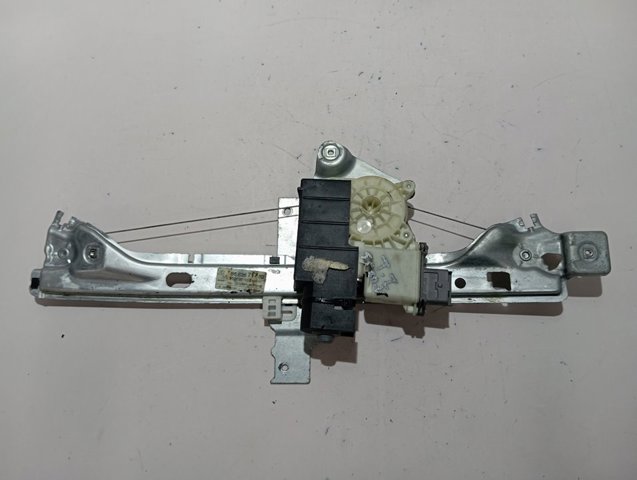 9203KC Peugeot/Citroen Скло задніх дверей, лівих