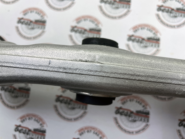 Купити A2973305500 Mercedes Лівий важіль передній нижній підвіски
