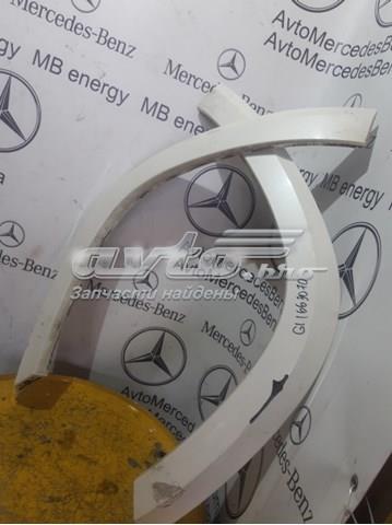 Купити A1668846222 Mercedes Кронштейн розширювача переднього крила правий