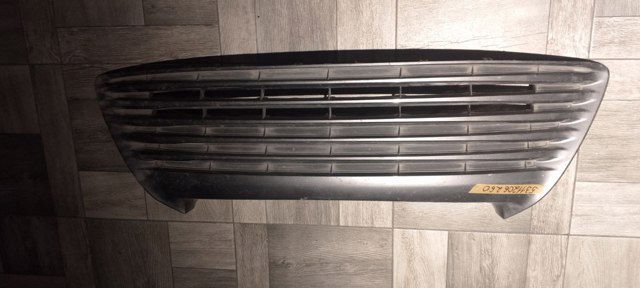5311206260 Toyota Решітка переднього бампера, центральна