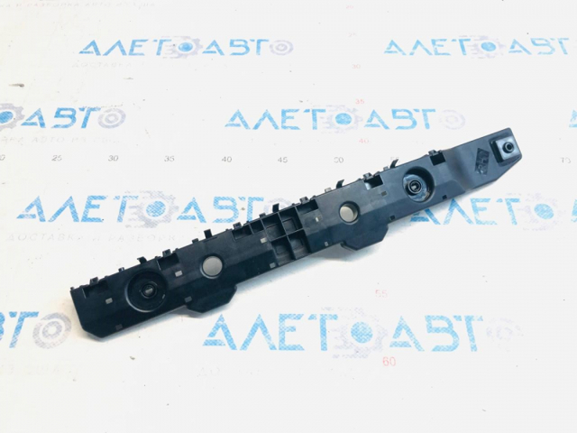 Направляюча заднього бампера, права 852206RA0A Nissan/Infiniti
