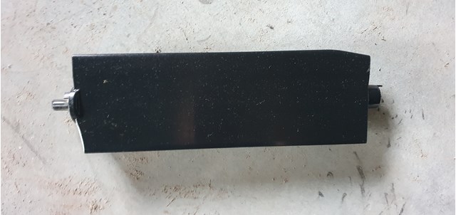  Tesla 155978900A