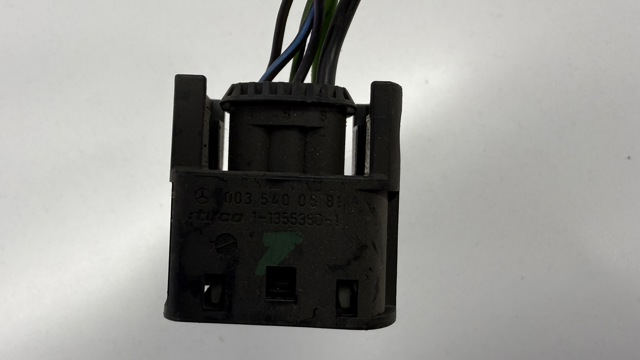  Mercedes A2115408408 ціна, від 6.33 USD