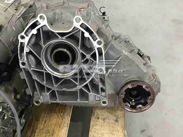 Коробка роздавальна Land Rover LR082662 ціна, від 436.05 USD