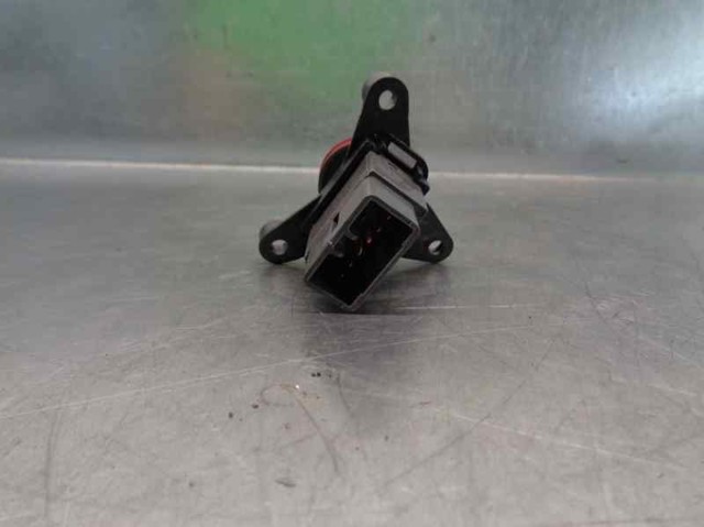 Кнопка включення аварійної сигналізації General Motors 864W0140 ціна, від 4.21 USD