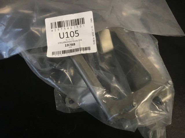 Купити A2975401501 Mercedes 