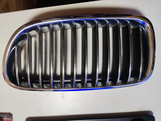 Облицювання радіатора BMW 18801310 ціна, від 11.29 USD