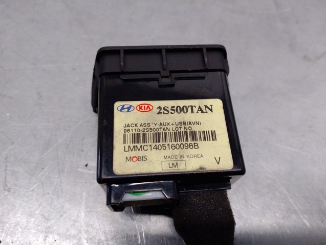  961102S500 Hyundai/Kia