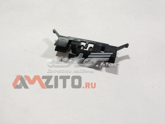 12204 MAK Кріплення бокового молдинга