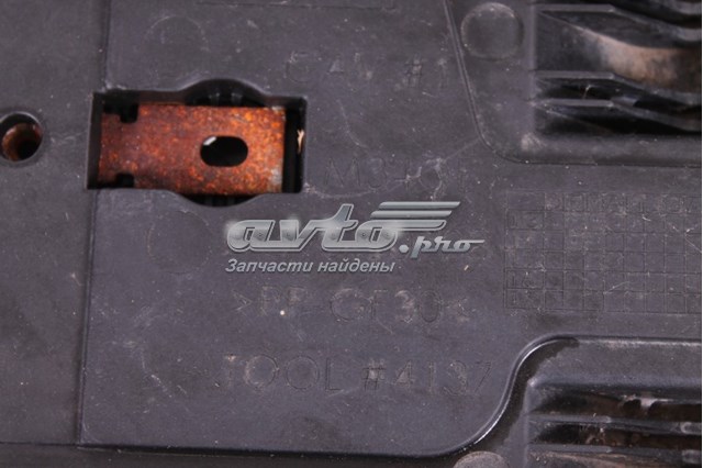 DG9310723 Ford 