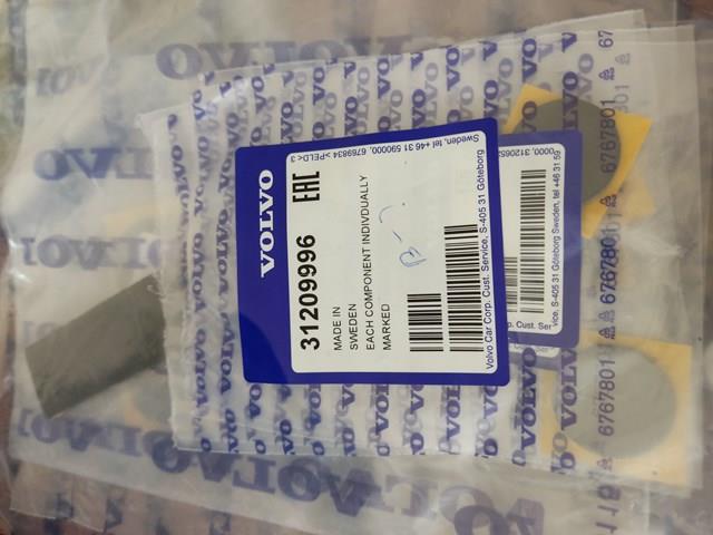 31209996 Volvo 