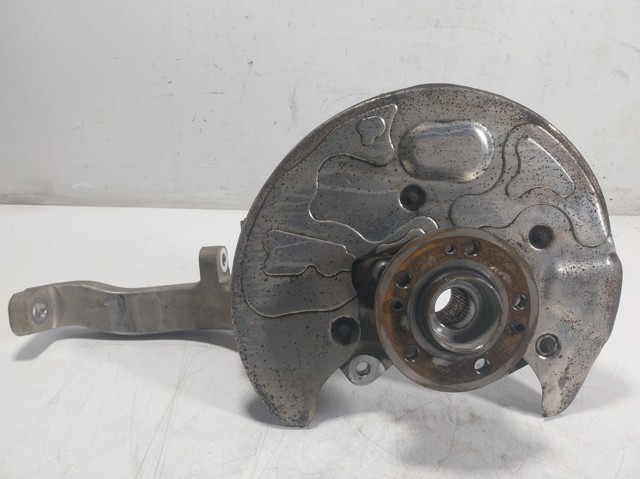 Купити A1673322600 Mercedes Цапфа передні праві