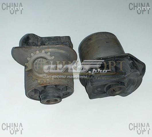 Сайлентблок задньої балки 1014001675 Market (OEM)