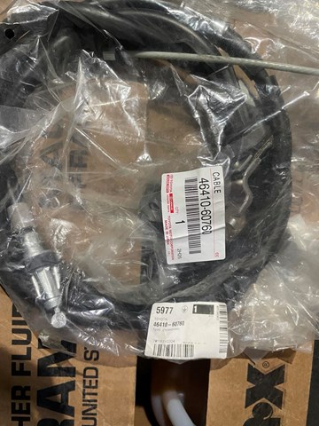 4641060760 Toyota Трос ручника задній лівий