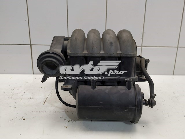  Впускний колектор Audi A4 