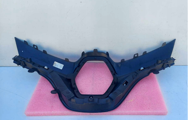 Кронштейн решітки радіатора 620369336R Renault (RVI)