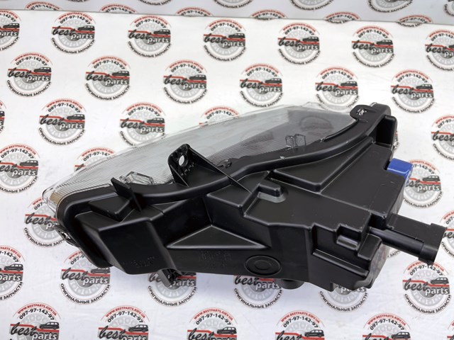 Купити LR136869 Land Rover Фара, ліва