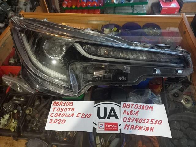 Купити 8111002S70 Toyota Права блок фара