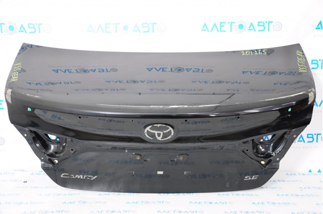 Кришка багажника Toyota 6440106A60 ціна, від 1076.89 USD