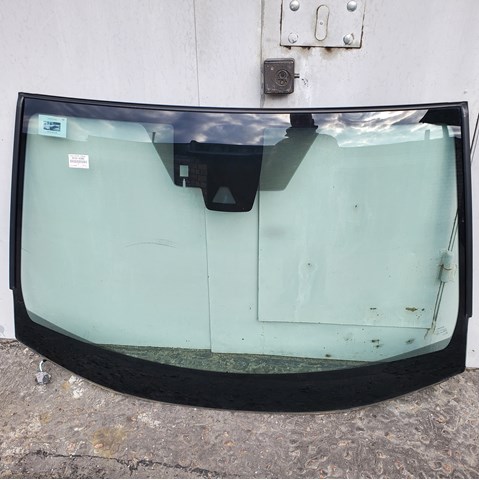 Скло лобове Toyota 5610142982