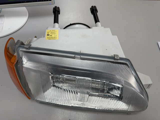 Основна фара - вставка Automotive Lighting 67651205401 ціна, від 123.76 USD