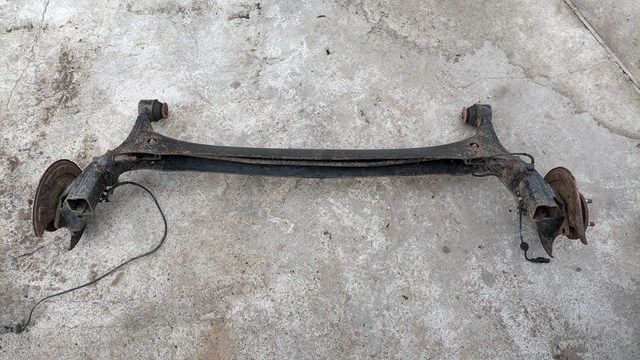 Купити 1064001049 Geely Балка задньої підвіски, підрамник