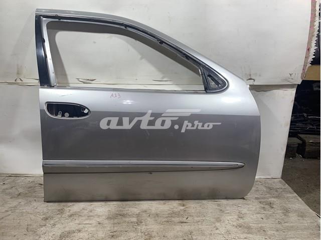 Дверка передня права Nissan Maxima 