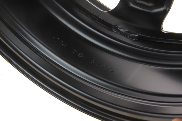  Renault (RVI) 403003913R ціна, від 74.09 USD