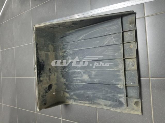 Кришка акумулятора (АКБ) 81418600083 MAN