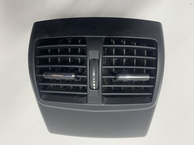 A2128300954 Mercedes Решітка вентиляції салону в підлокітнику, задня