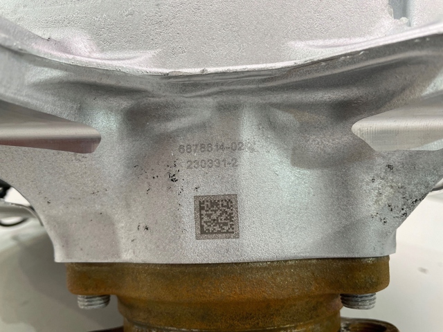 31216878614 BMW Цапфа поворотна права