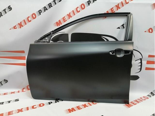 Водійські двері Toyota 6700206221