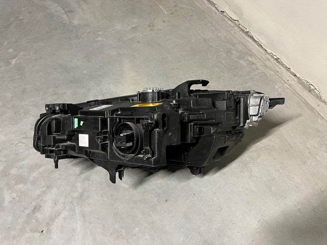  63118739610 BMW