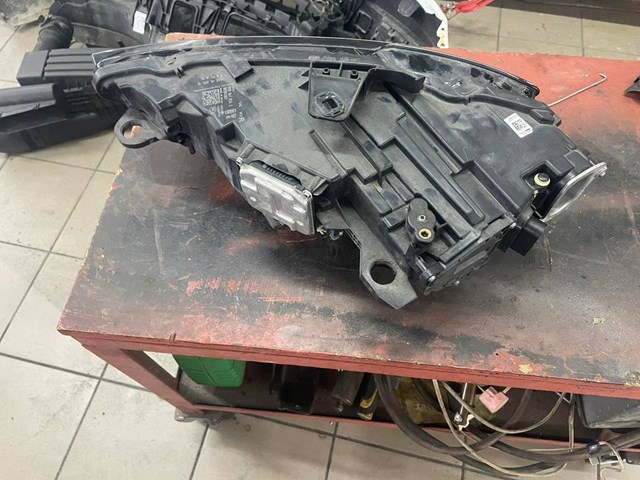 8V0941034E VAG