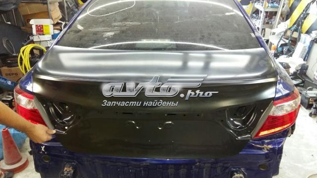 Купити 6440106A60 Toyota Кришка багажника