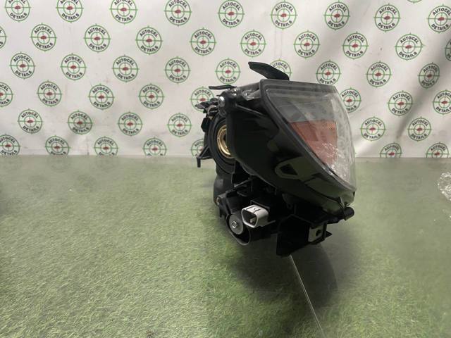 Фара правая Toyota 8114533B60 ціна, від 196.85 USD