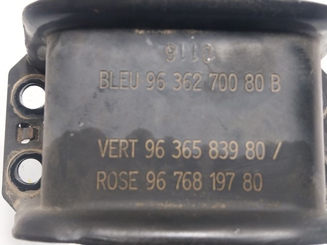Права подушка двигуна Peugeot/Citroen 9677258480 ціна, від 38.94 USD