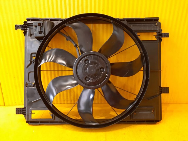 A0999060202 Mercedes Дифузор радіатора охолодження, в зборі з мотором і крильчаткою