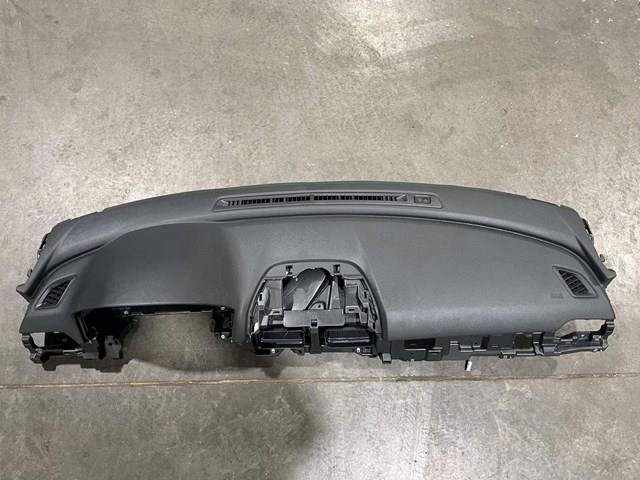 77100TVAA00ZA Honda Передня панель