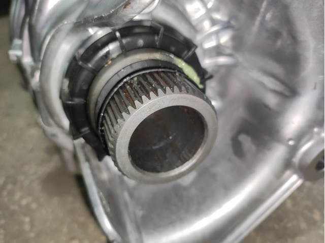 EJ5P7L486JG Ford Раздатка (коробка роздавальна)
