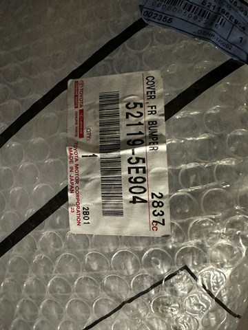 Бампер на авто Toyota 521195E904 ціна, від 77.04 USD