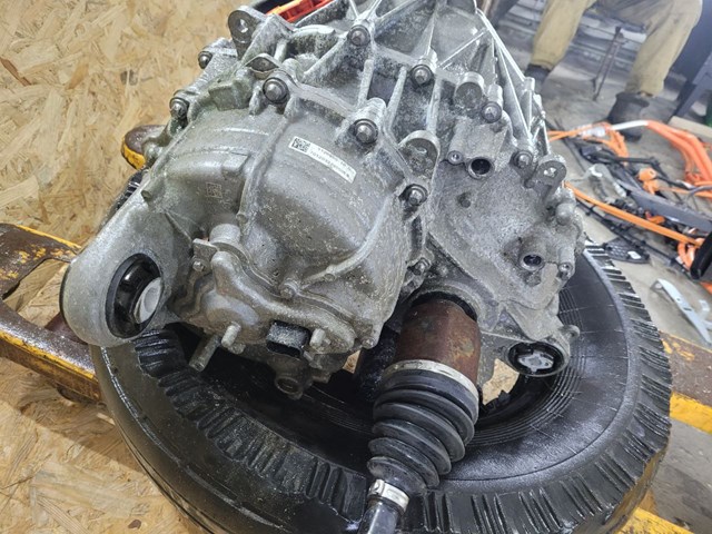 Двигун у зборі (електричний) Tesla 112096010G ціна, від 190.01 USD