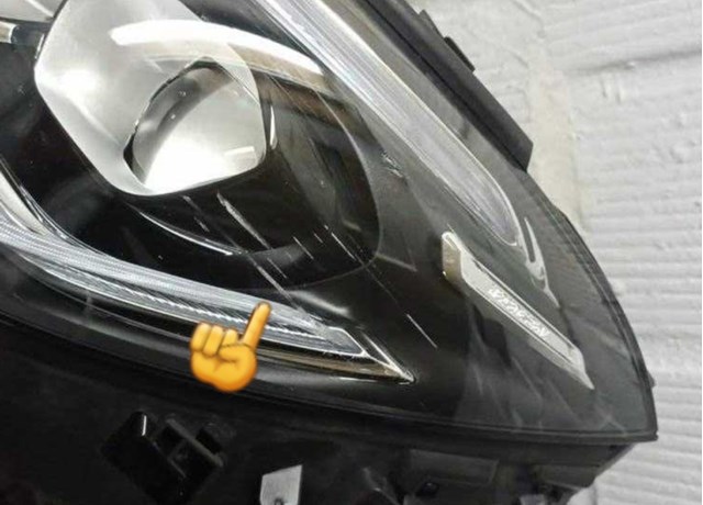 A1189068300 Mercedes 