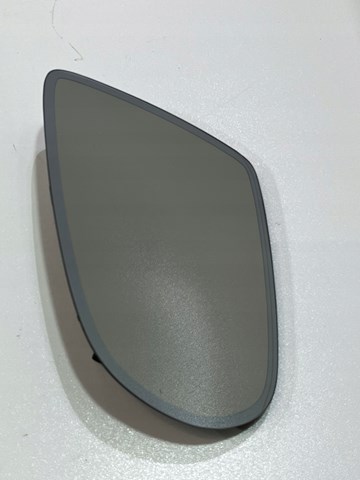 Дзеркальний елемент лівий VAG 4H0857535D ціна, від 190.03 USD