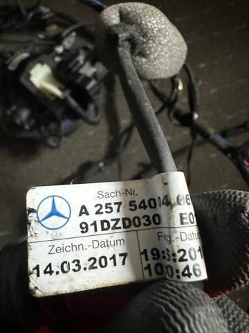 A2575400406 Mercedes 
