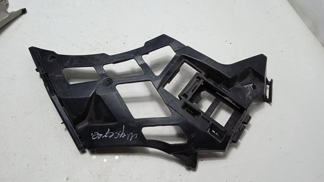  Mercedes A1678854610 ціна, від 42.33 USD