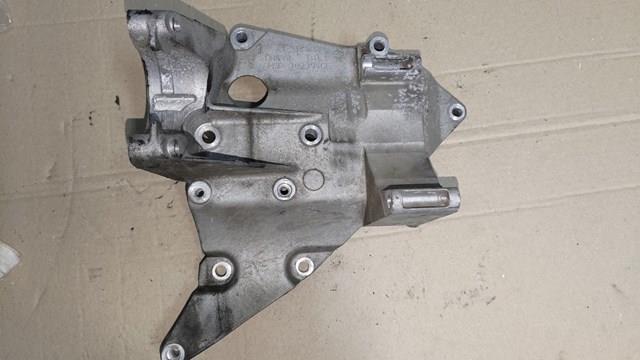 Купити Кронштейн генератора Ford Focus II DB, FCH, DH