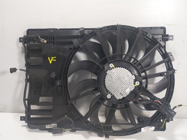 Купити LR135874 Land Rover Облицювання рамки радіатора